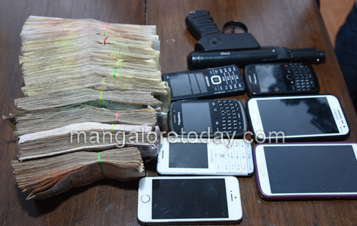 Police bust dacoity case within an hour